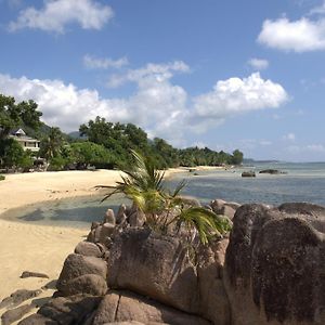 Crown Beach Hotel Seychelles